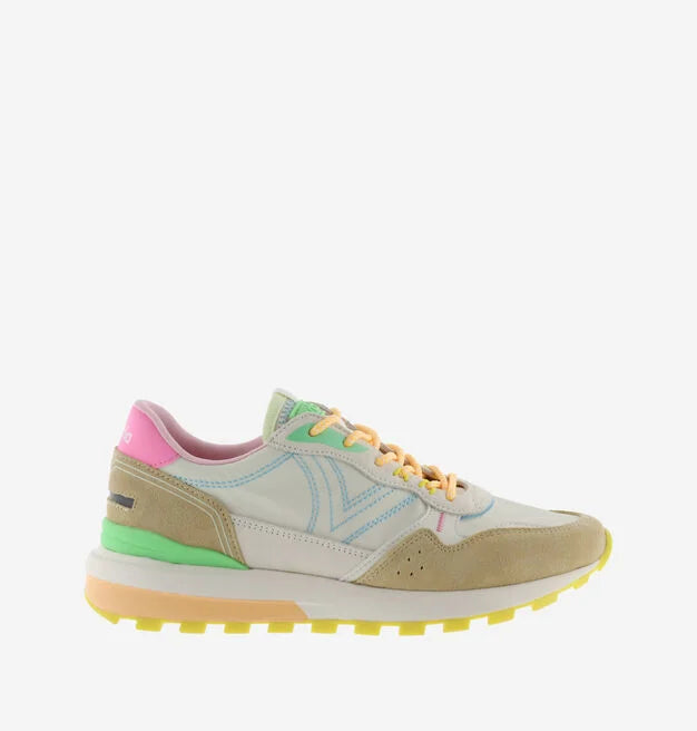 VICTORIA: Luna Sneaker in Beige