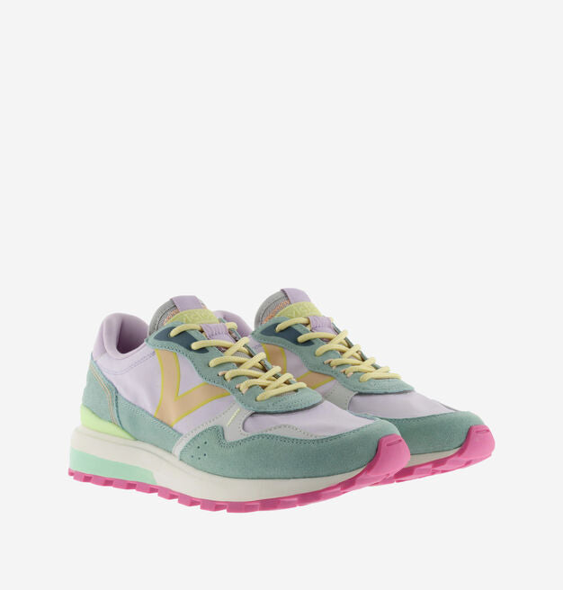 VICTORIA: Luna Sneaker in Lila