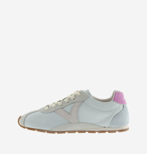 VICTORIA: Aster Sneaker in Agua