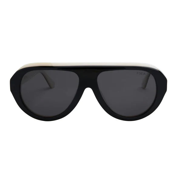 ISEA: Aspen Polarized Sunglasses in Black