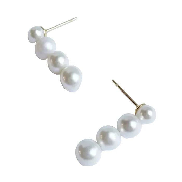 Graduated Freshwater Pearl Earrings