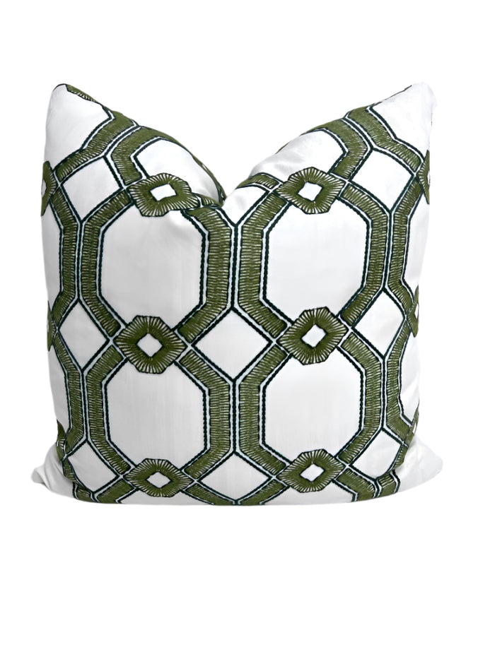 Avignon Grass Pillow