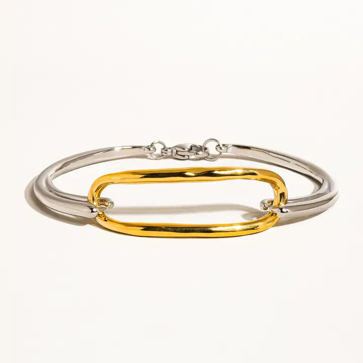 Lilith 18K Non-Tarnish Hoop Bracelet