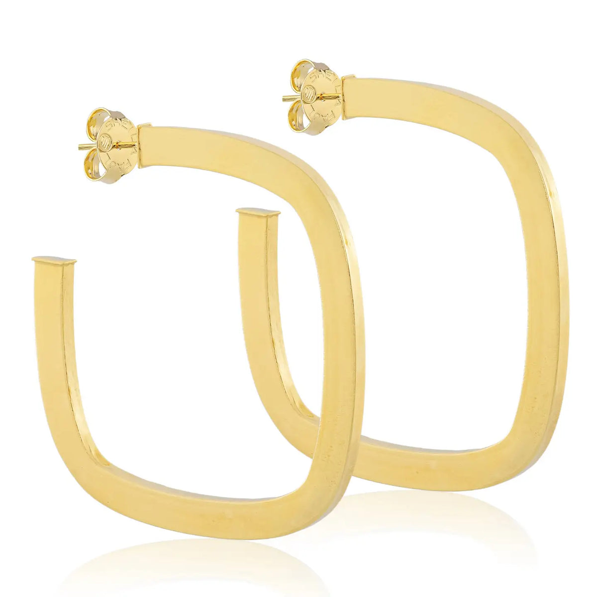 Sheila Fajl: Elisa Hoops