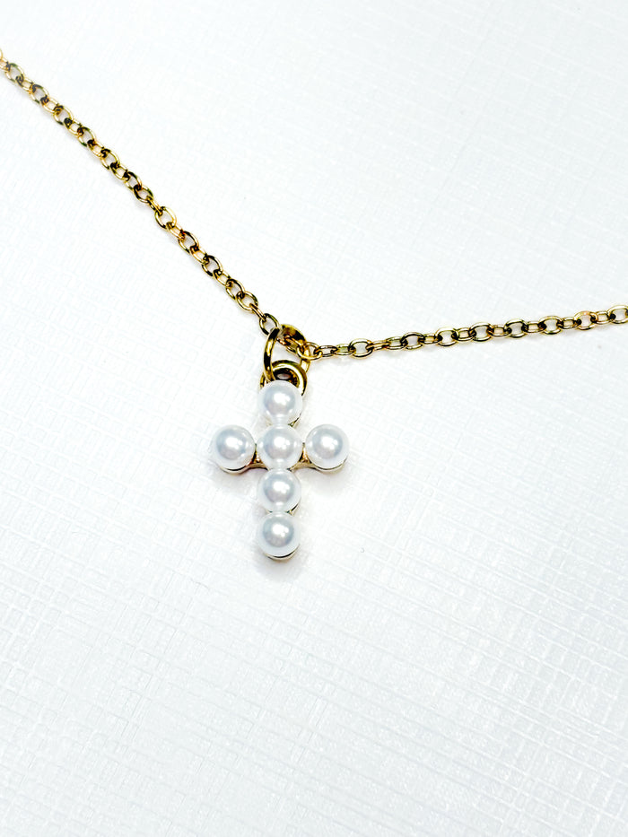 Shell Pearl Cross Necklace