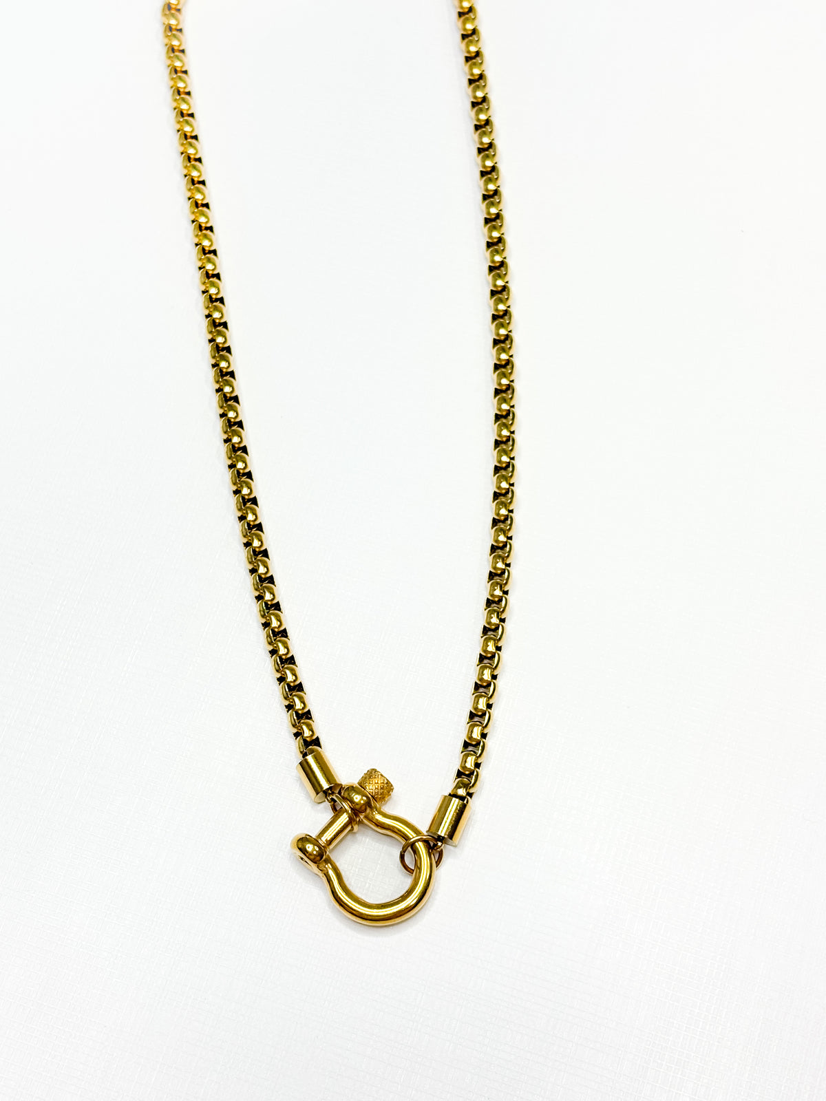 Luxe Pendant Box Chain Necklace