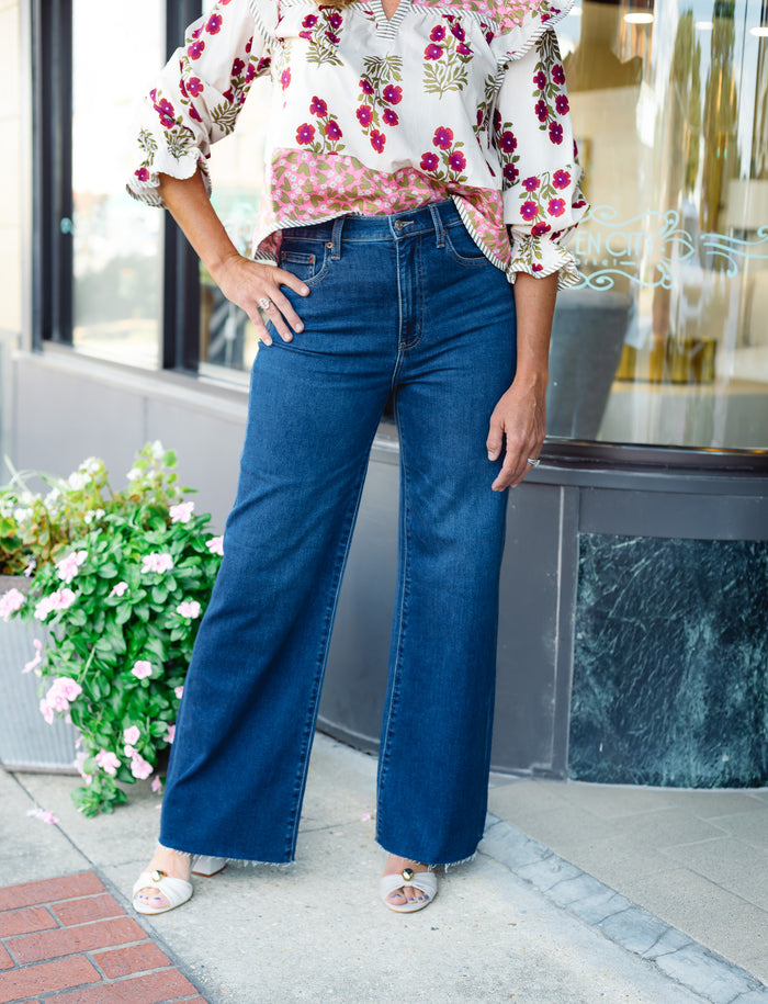 Daze Denim Far Out Wide Leg Jeans in Waterfall