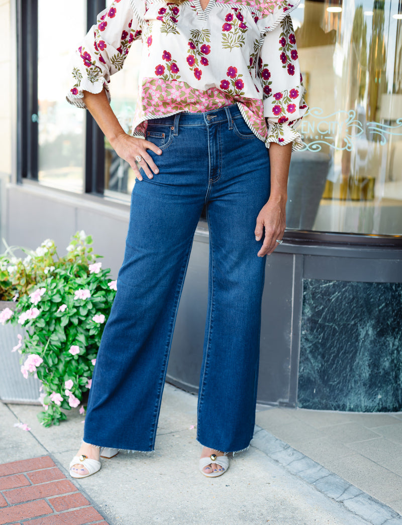 Daze Denim Far Out Wide Leg Jeans in Waterfall