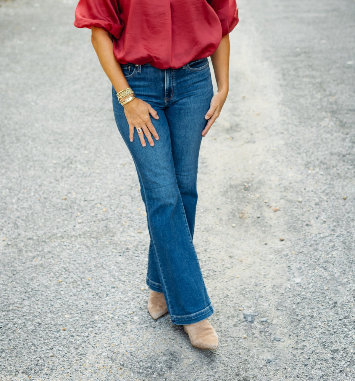 Daze Denim Heartbreaker Mid Rise Flare Jean in Influencer