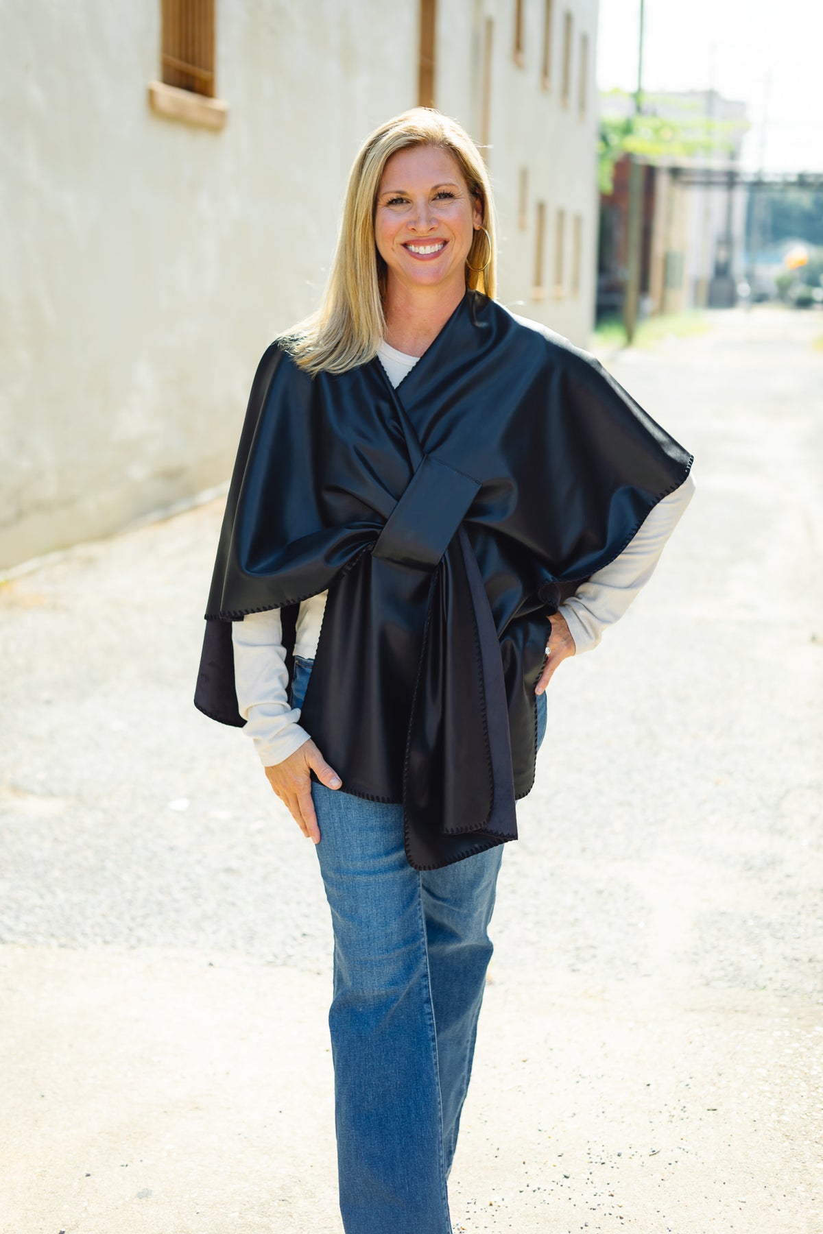 Dolce Cabo: Coco Leather Poncho In Black