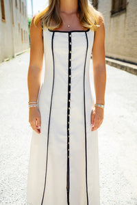 Zoe and Claire: The Kimbrell Dress