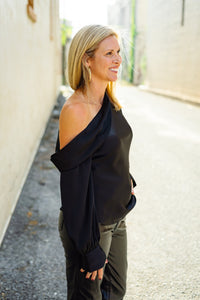 The Ellie Mae Top in Black