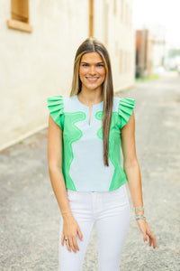 The Wavy Pop Top in Green