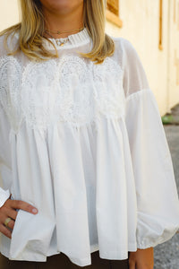 The Celeste Top in Off White