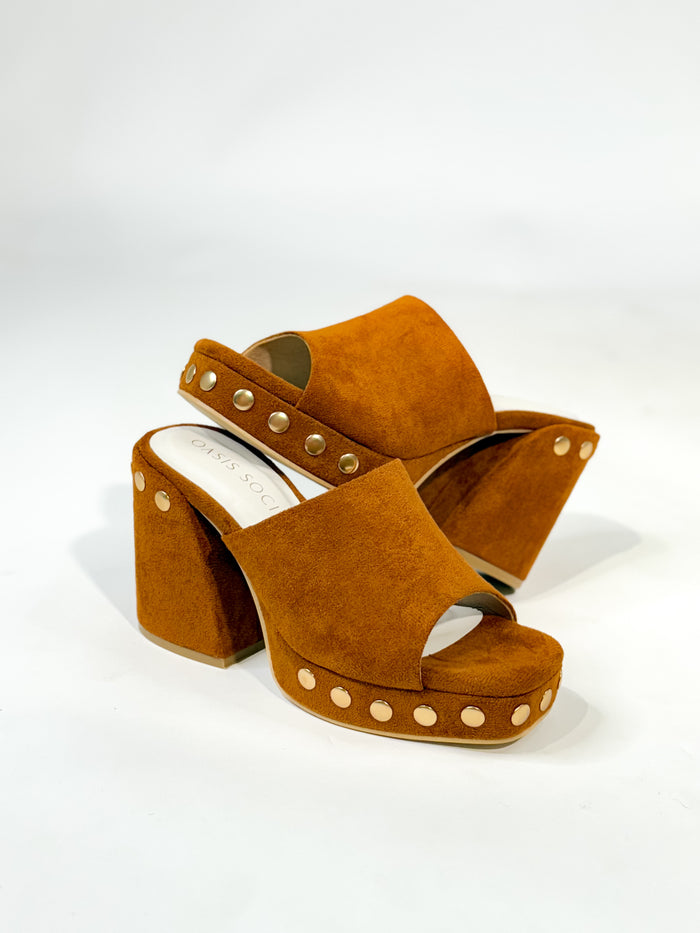 The Leona Platform Heel