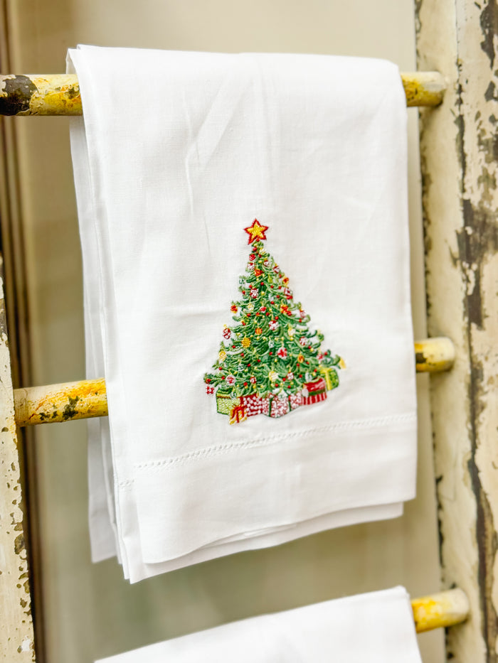 Winter Wonderland Guest Towel - Tree
