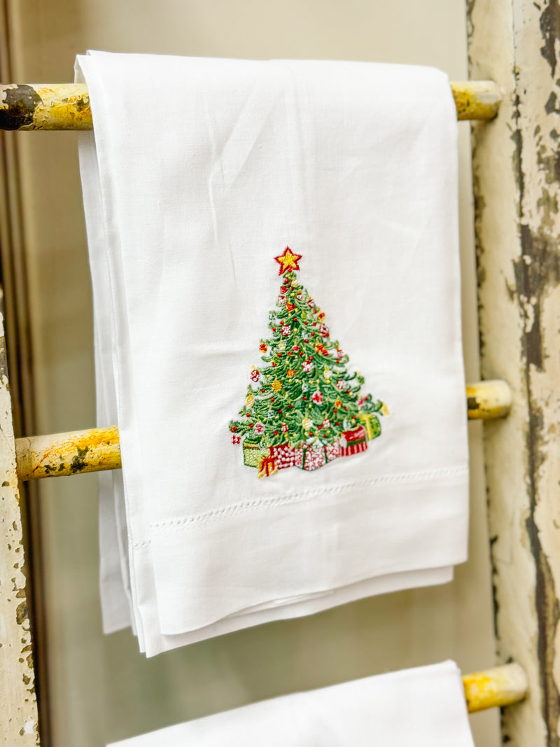 Winter Wonderland Guest Towel - Tree