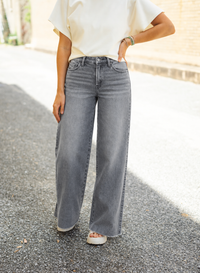Vervet: Wide Leg Jeans in Grey