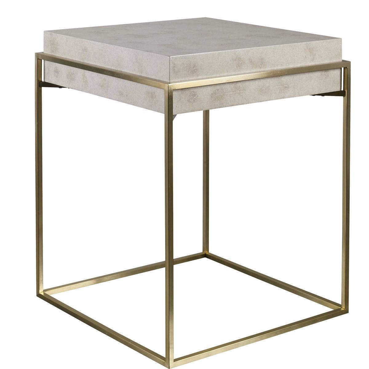 UM INDA ACCENT TABLE