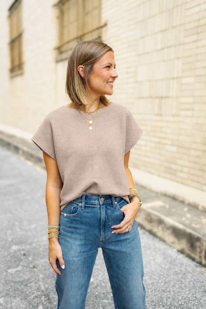 The Iven Top in Oatmeal