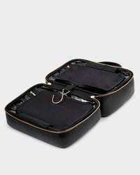 KL: Hanging Makeup & Toiletry Bag