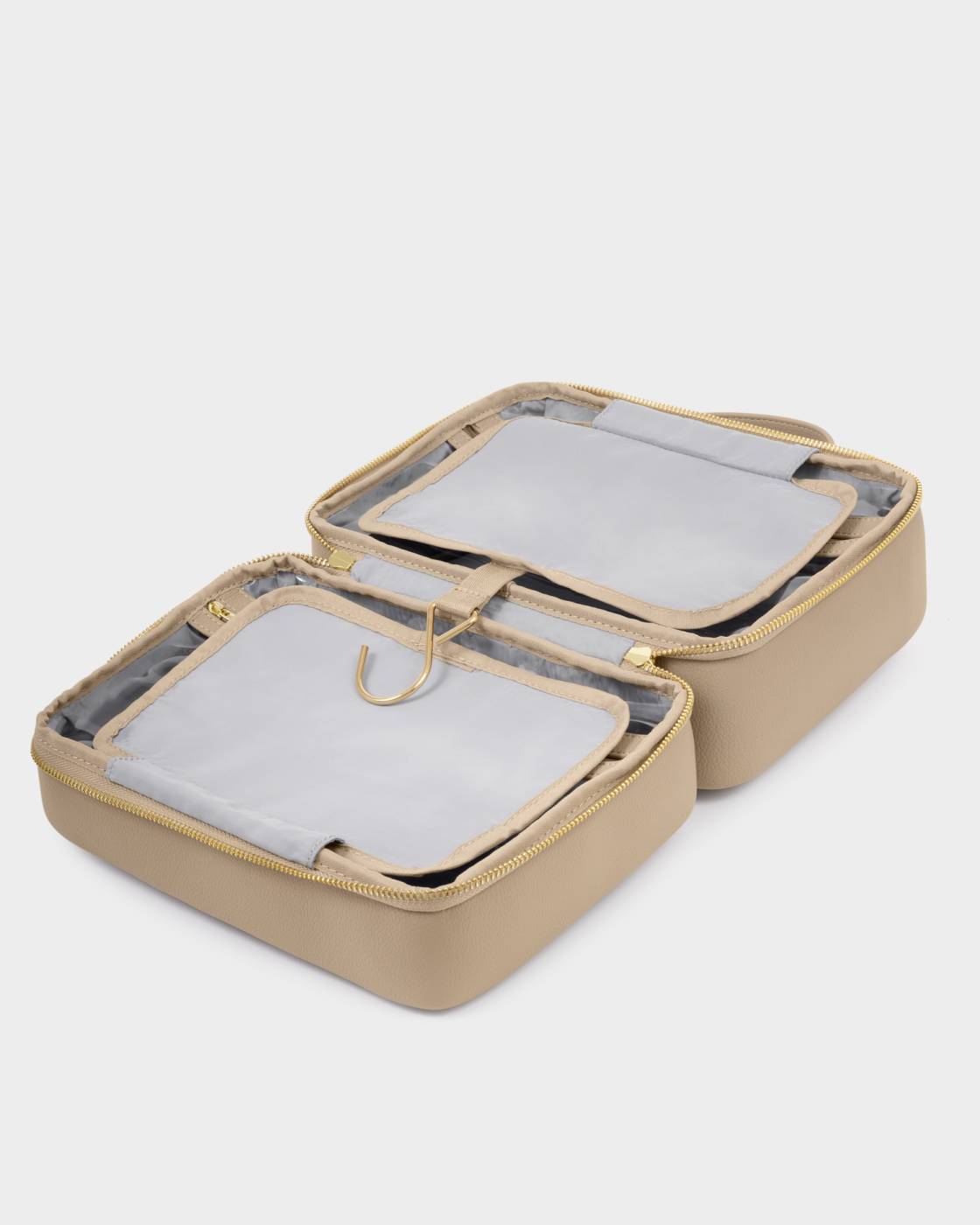 KL: Hanging Makeup & Toiletry Bag