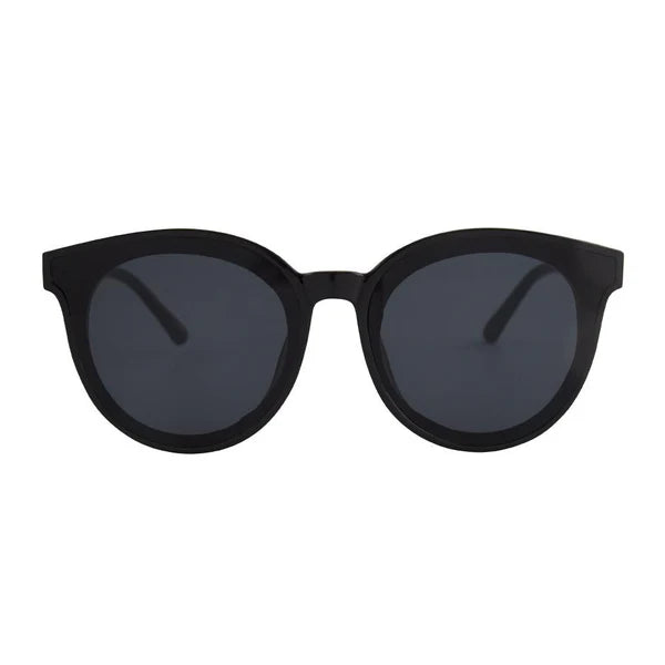 ISEA: Sedona Polarized Sunglasses Black Smoke