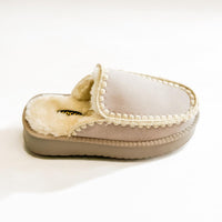 The Amber Slipper in Grey